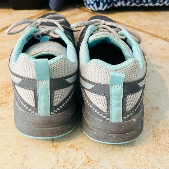 ASICS Women’s Running Shoes - Size 10.5 US - Picture 9 of 11